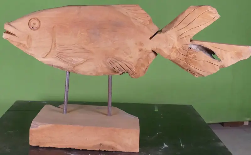 Product image 3 of the product “carved koi wood on stand M made from teak root pieces, 64cm length ”